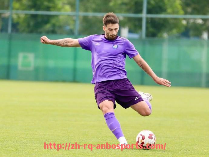 安博体育官网-2019赛季中超联赛球场环境与比赛场地统计